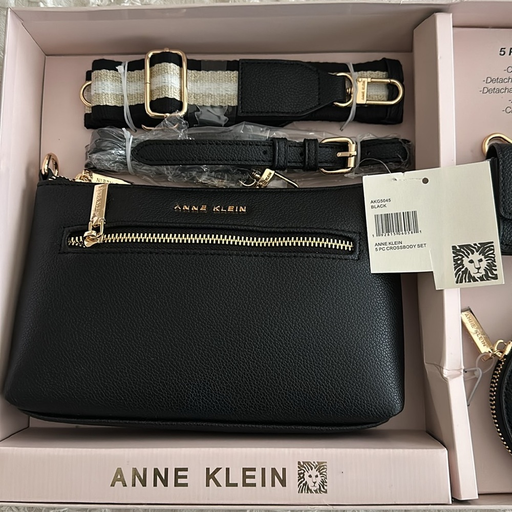 Brand New 5 Piece Anne Klein Purse Set - Picture 6 of 7